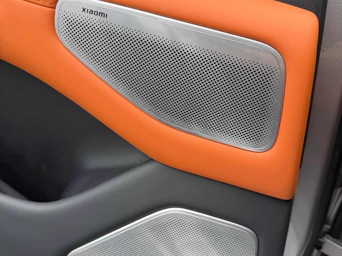 2025 Xiaomi Auto Xiaomi YU7 Gris Plata, 15,000 km, China export – photo 8