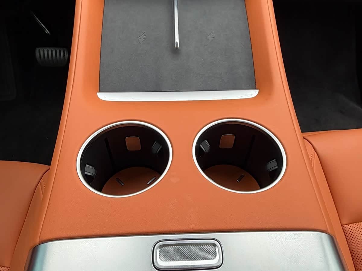 2025 Xiaomi Auto Xiaomi YU7 Gris Plata, 15,000 km, China export – photo 13