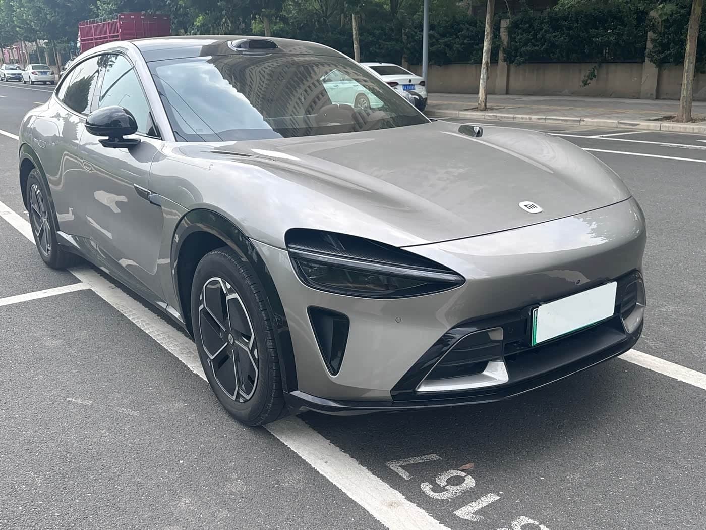 2026 Xiaomi Auto Xiaomi YU7 Gris Argenté, 2,300 km, China export – photo 3