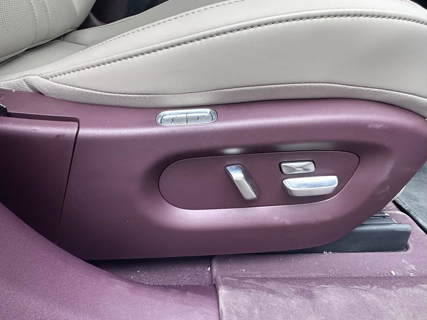 2026 Xiaomi Auto Xiaomi YU7 Gris Argenté, 2,300 km, China export – photo 17