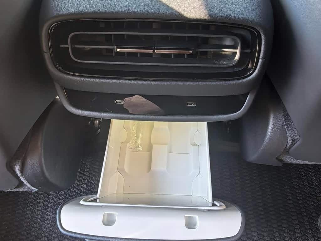 2024 Xiaomi Auto Xiaomi SU7 Green, 35,000 km, China export – photo 15