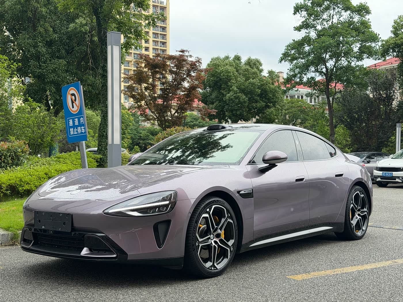 2024 Xiaomi Auto Xiaomi SU7 Red, 33,000 km, China export – photo 1