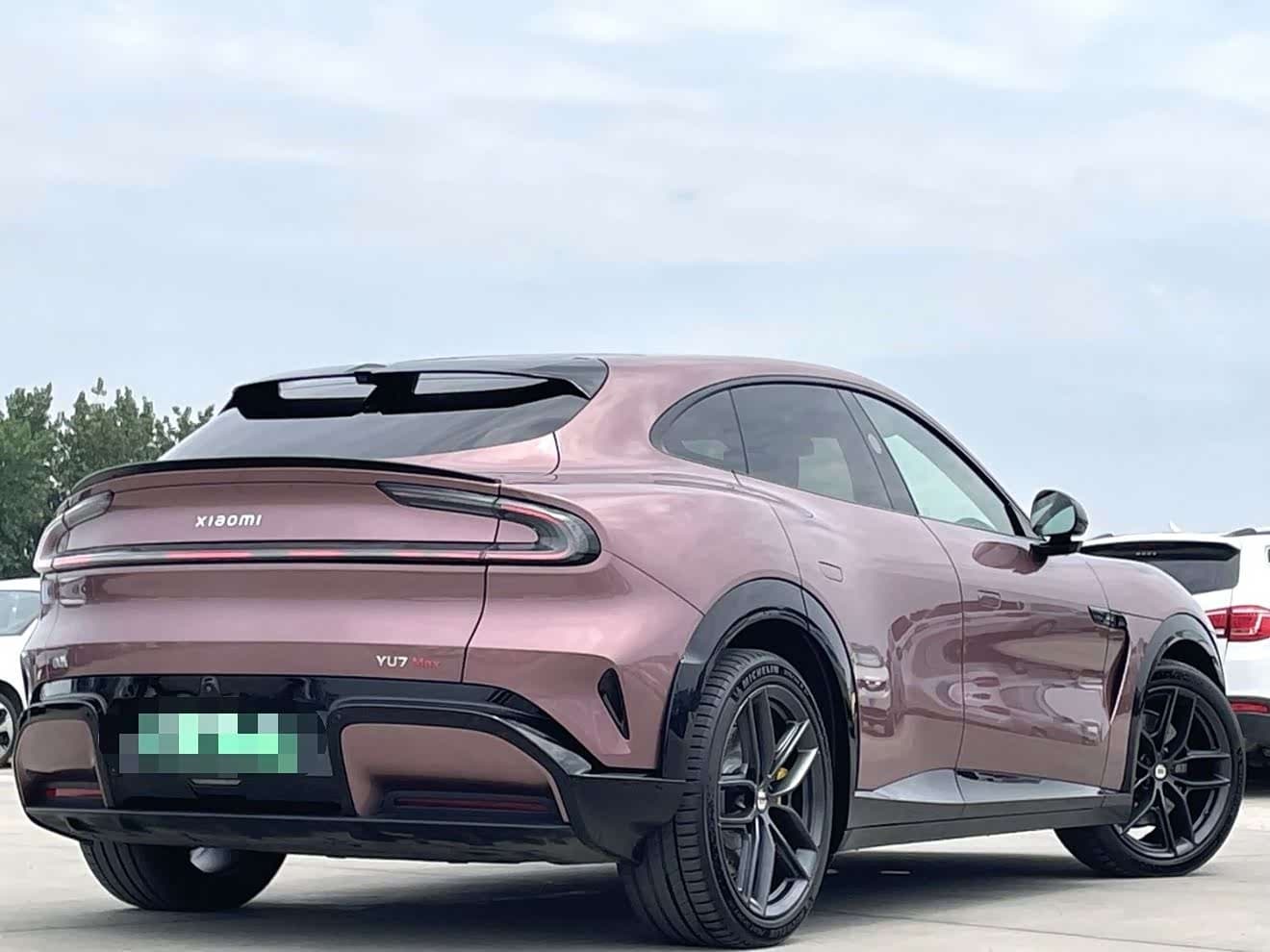 2025 Xiaomi Auto Xiaomi YU7 Red, 10,000 km, China export – photo 8