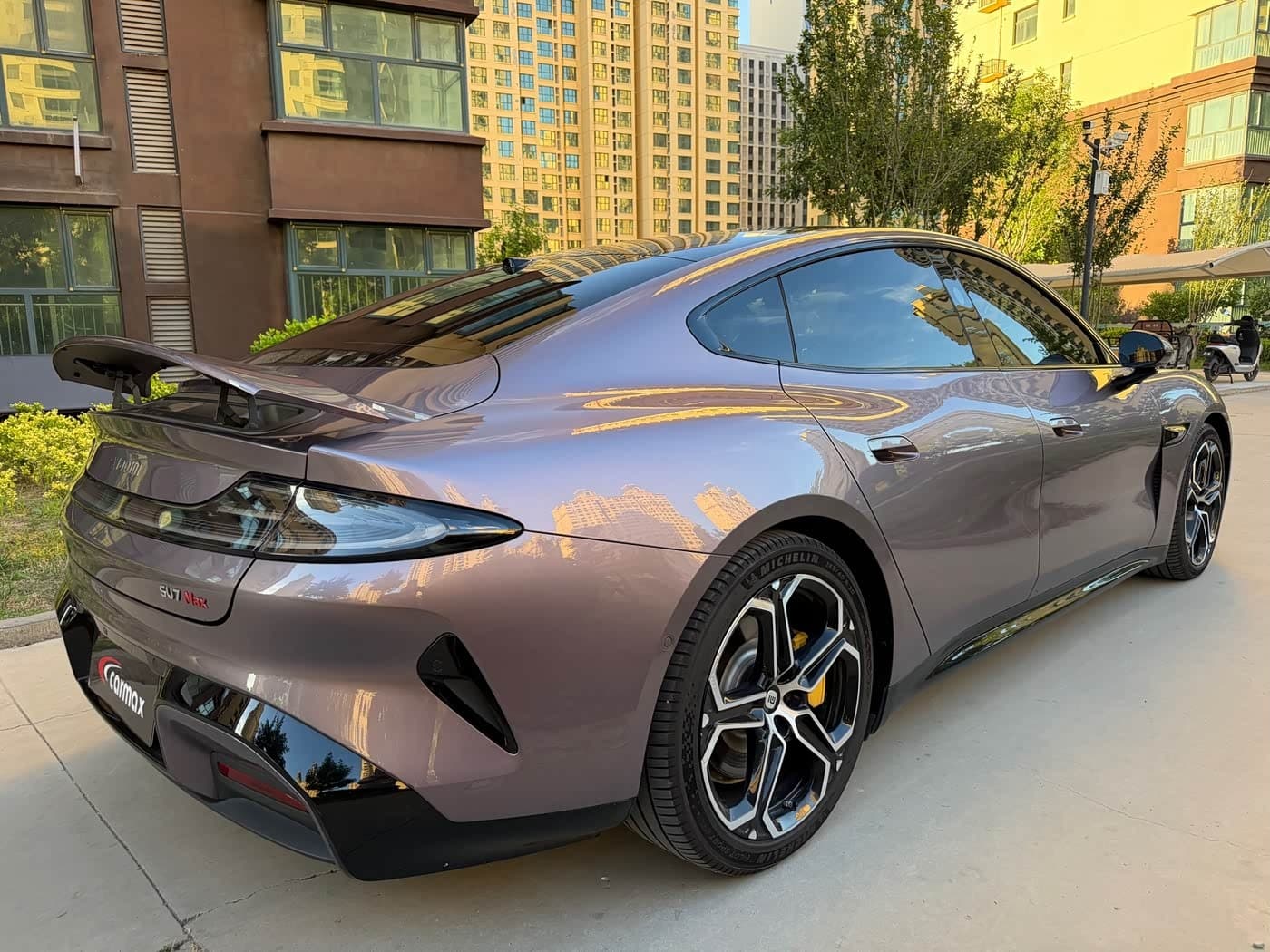 2024 Xiaomi Auto Xiaomi SU7 Red, 30,000 km, China export – photo 6