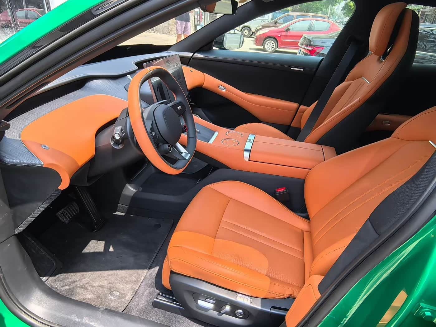 2025 Xiaomi Auto Xiaomi YU7 Green, 11,000 km, China export – photo 15