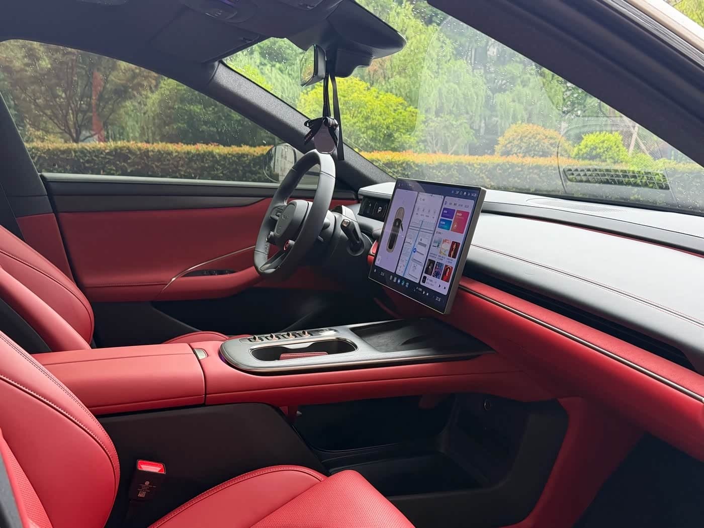 2024 Xiaomi Auto Xiaomi SU7 White, 18,700 km, China export – photo 8