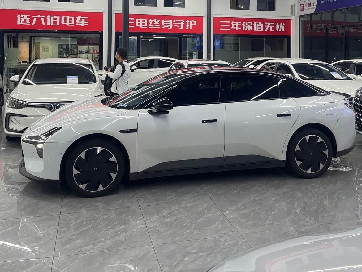 2025 XPeng MONA M03 White, 24,000 km, China export – photo 3