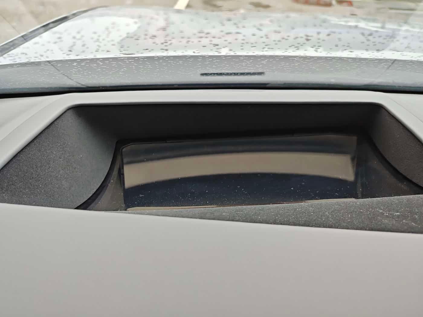 2025 XPeng P7 Gris Plata, 10,000 km, China export – photo 17