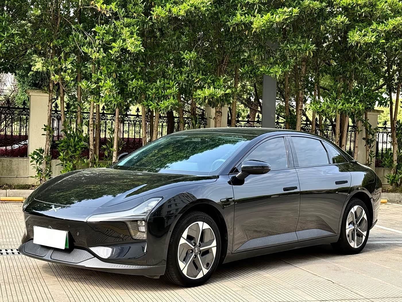 2024 XPeng MONA M03 Black, 20,000 km, China export – photo 2