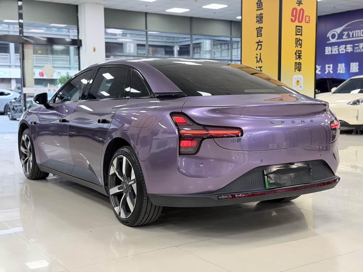 2024 XPeng MONA M03 Red, 41,000 km, China export – photo 6