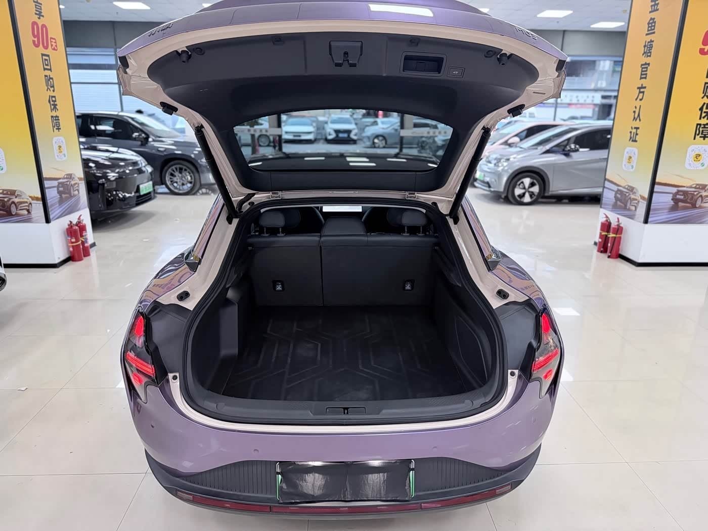 2024 XPeng MONA M03 Red, 41,000 km, China export – photo 11