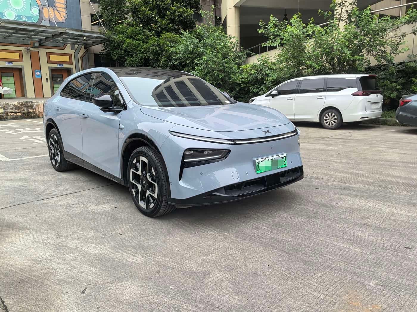 2025 XPeng G7 Blue, 11,000 km, China export – photo 3