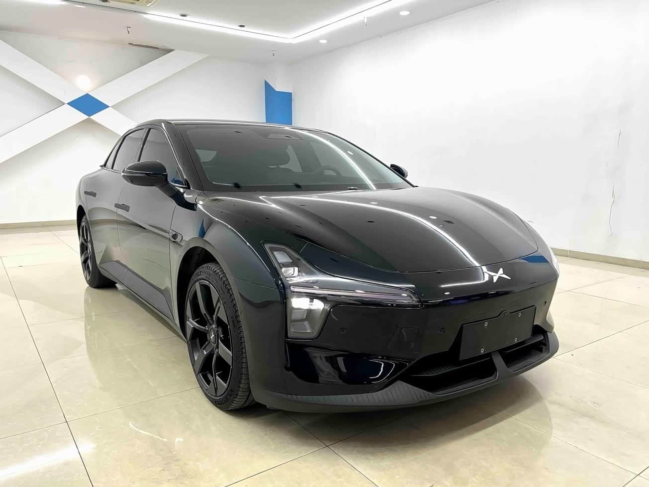 2024 XPeng MONA M03 Black, 25,000 km, China export – photo 3