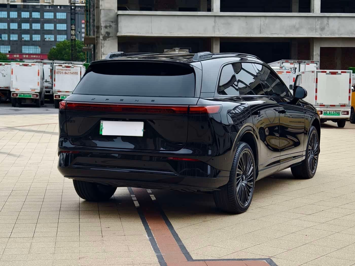 2025 XPeng G9 Black, 27,000 km, China export – photo 5
