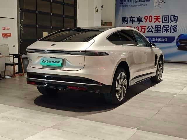 2024 NIO ET9 Champagne, 18,000 km, China export – photo 6