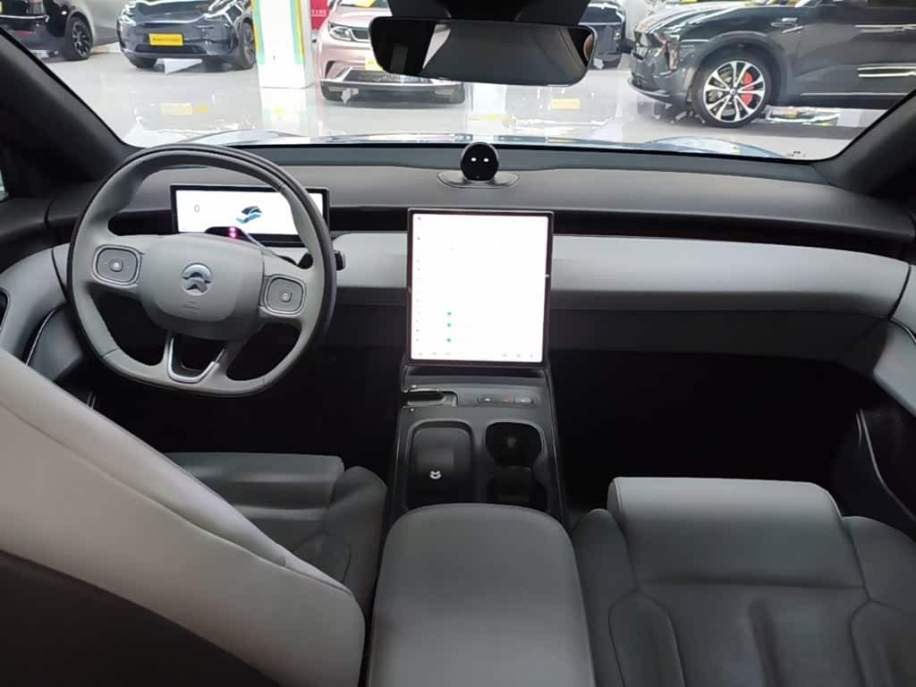 2024 NIO ET5T Blue, 62,400 km, China export – photo 10