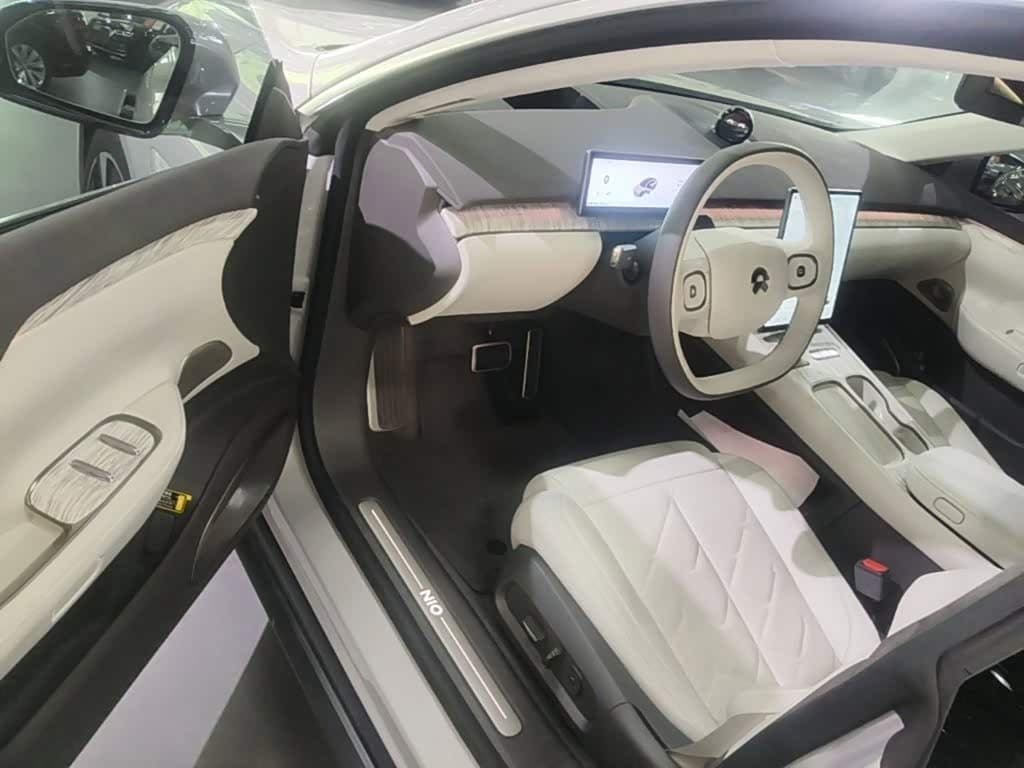 2024 NIO ET7 Gris Plata, 24,700 km, China export – photo 12