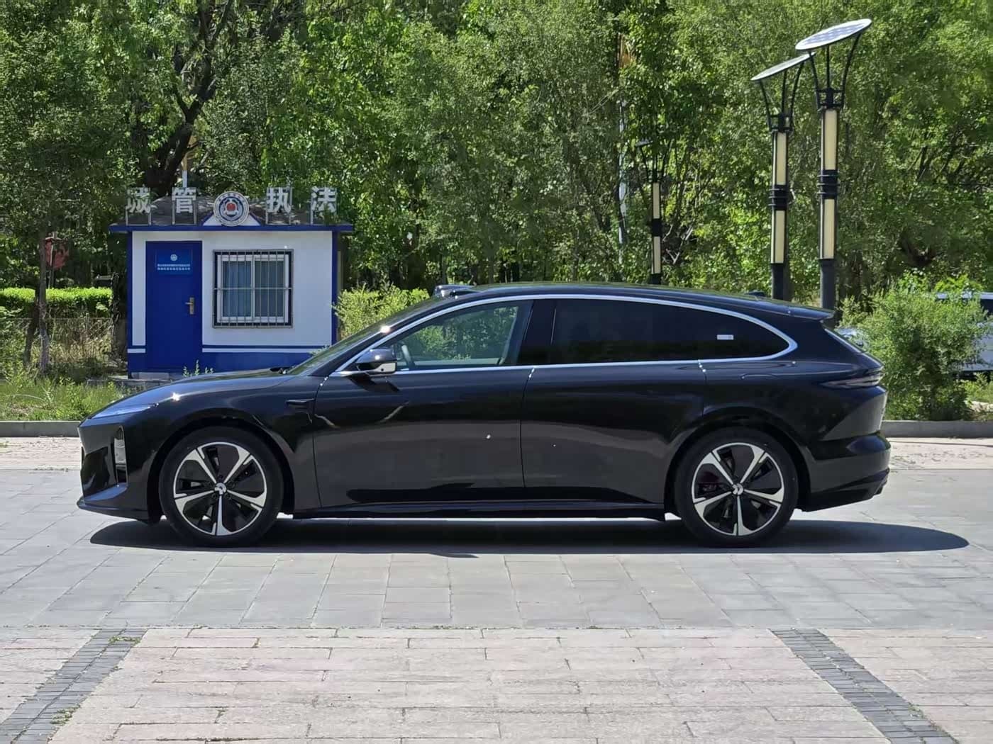 2026 NIO ET5T Black, 2,000 km, China export – photo 3