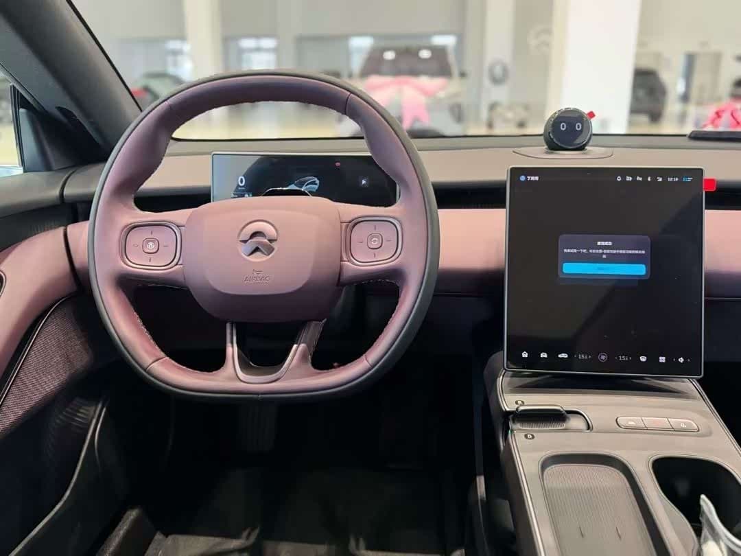 2024 NIO ET5T Gris Argenté, 35,000 km, China export – photo 6