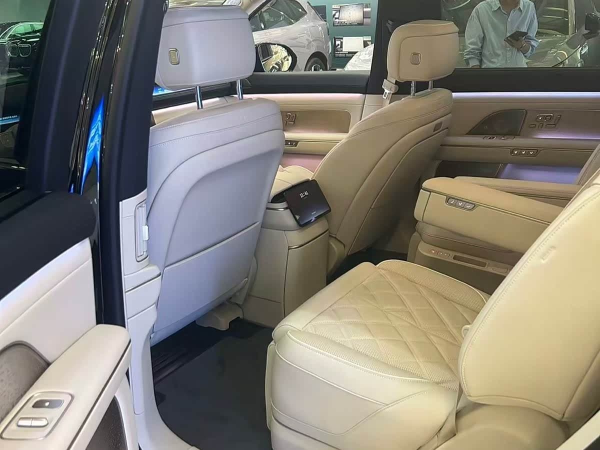 2025 NIO ES8 Black, 100 km, China export – photo 6