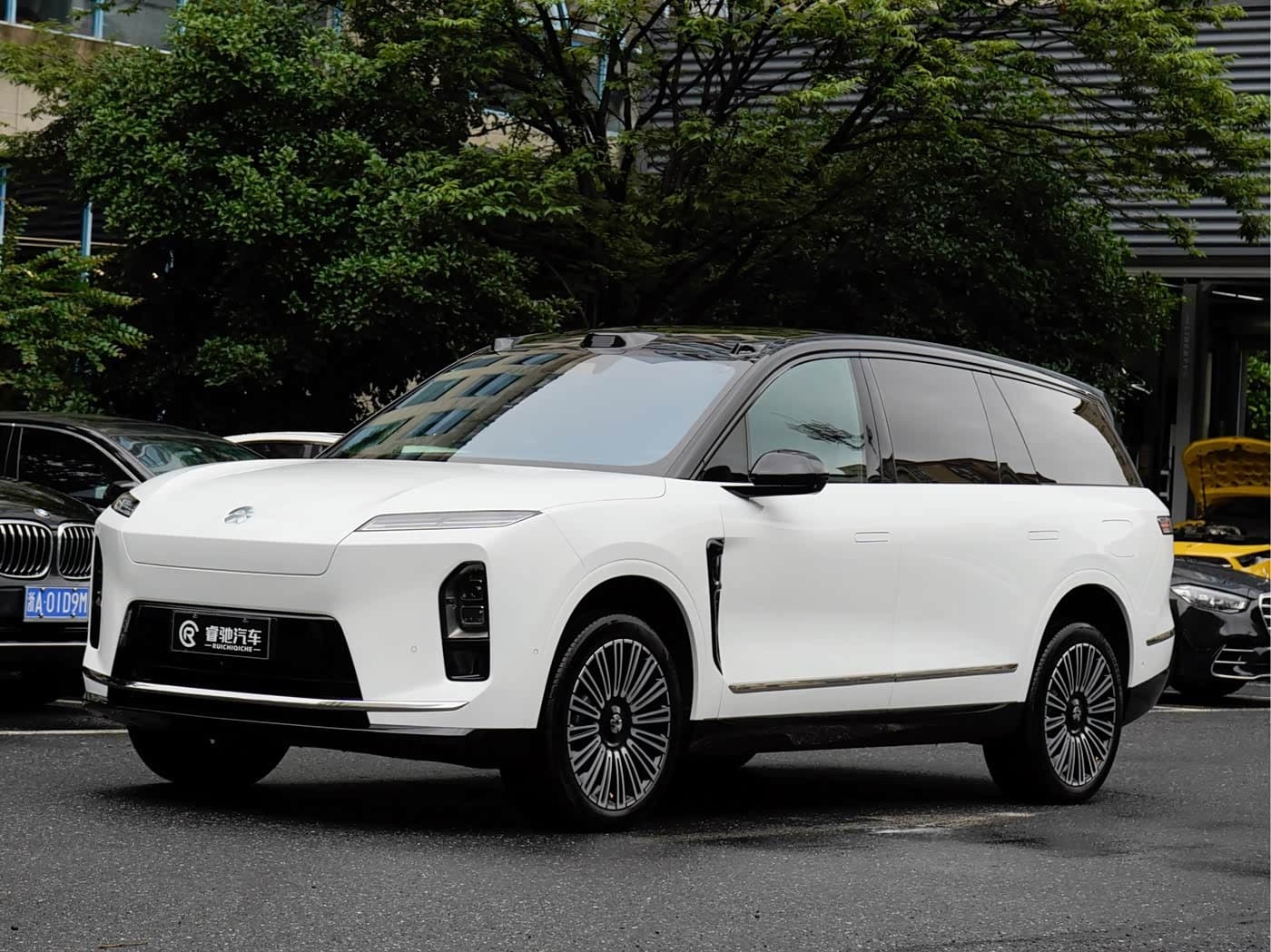 2025 NIO ES8 White, 10,000 km, China export – photo 1