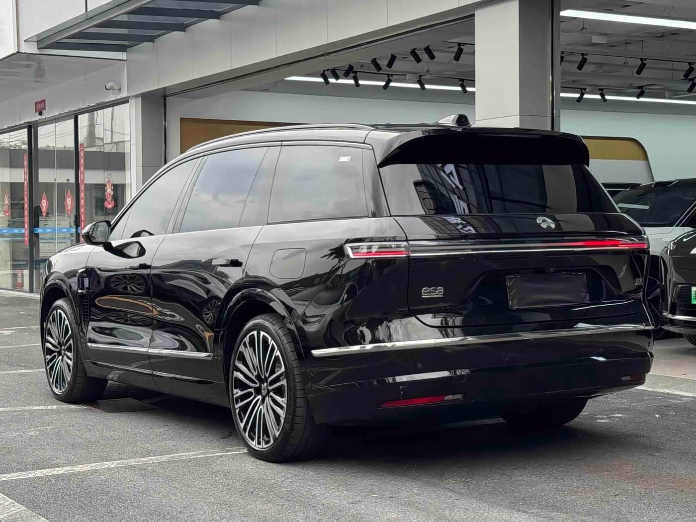 2025 NIO ES8 Black, 17,000 km, China export – photo 5