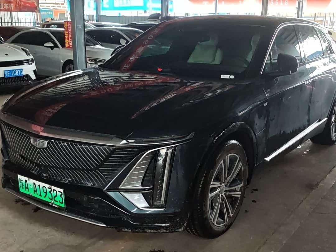 2022 Cadillac IQ Rui Ge Silver Gray, 39,000 km, China export – photo 3
