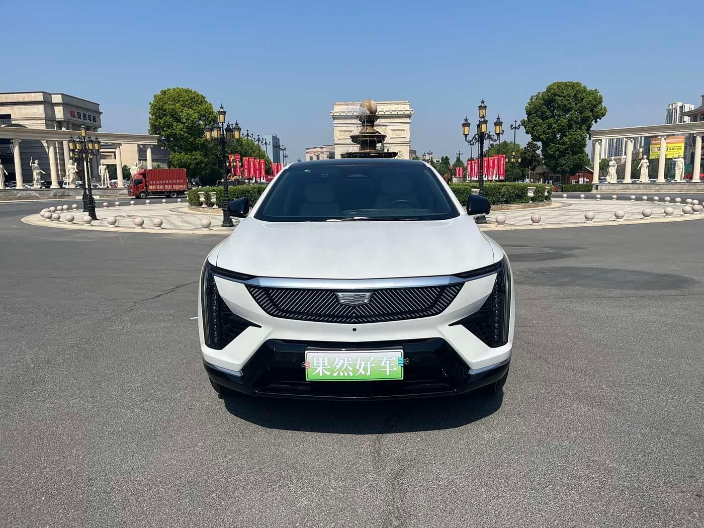 2024 Cadillac IQ Ao Ge White, 50,000 km, China export – photo 2