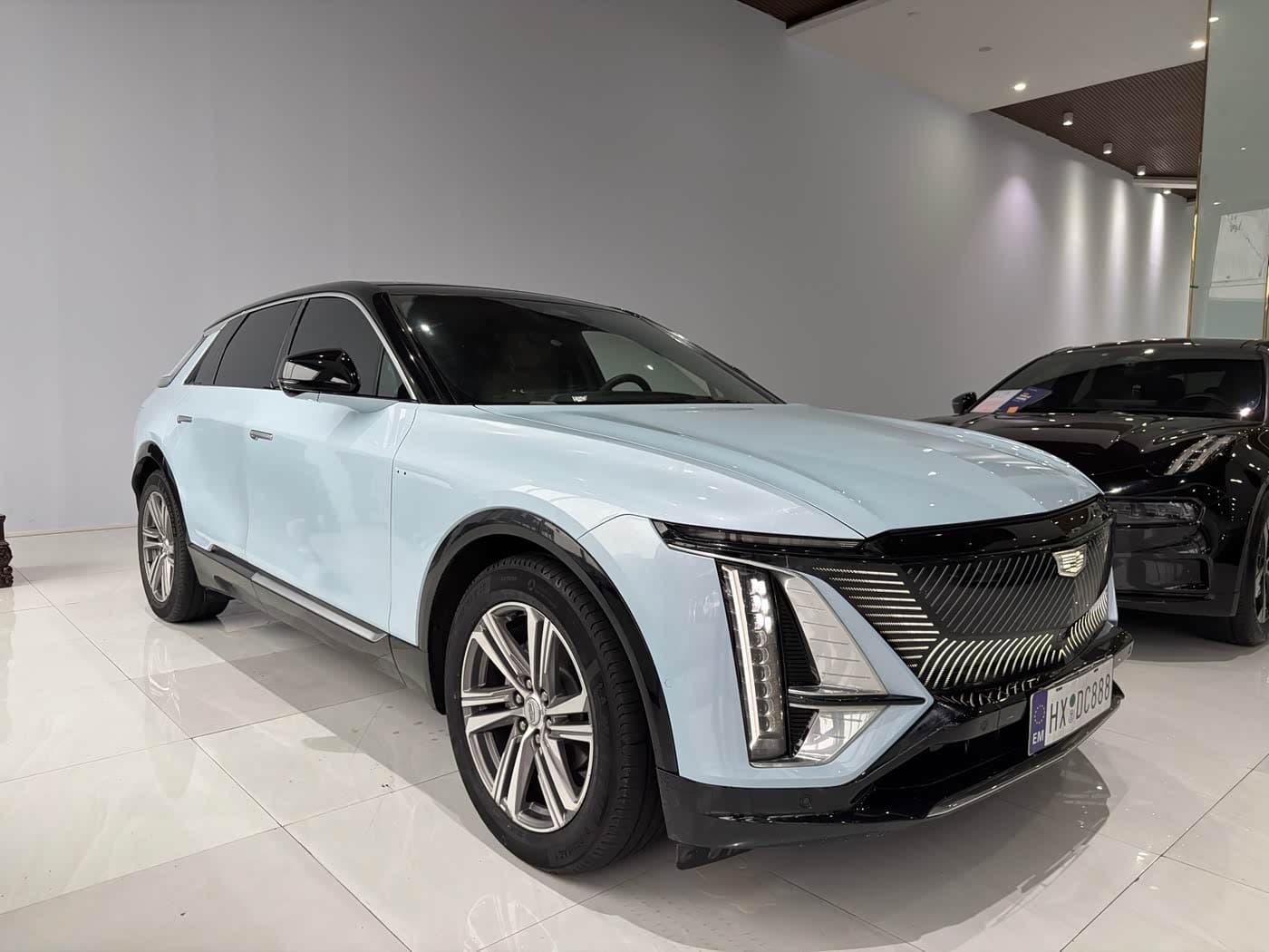 2022 Cadillac IQ Rui Ge Blue, 39,000 km, China export – photo 2