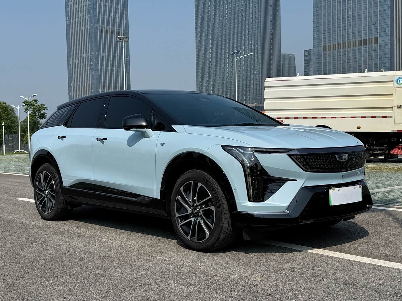 2024 Cadillac IQ Ao Ge Blue, 20,000 km, China export – photo 3