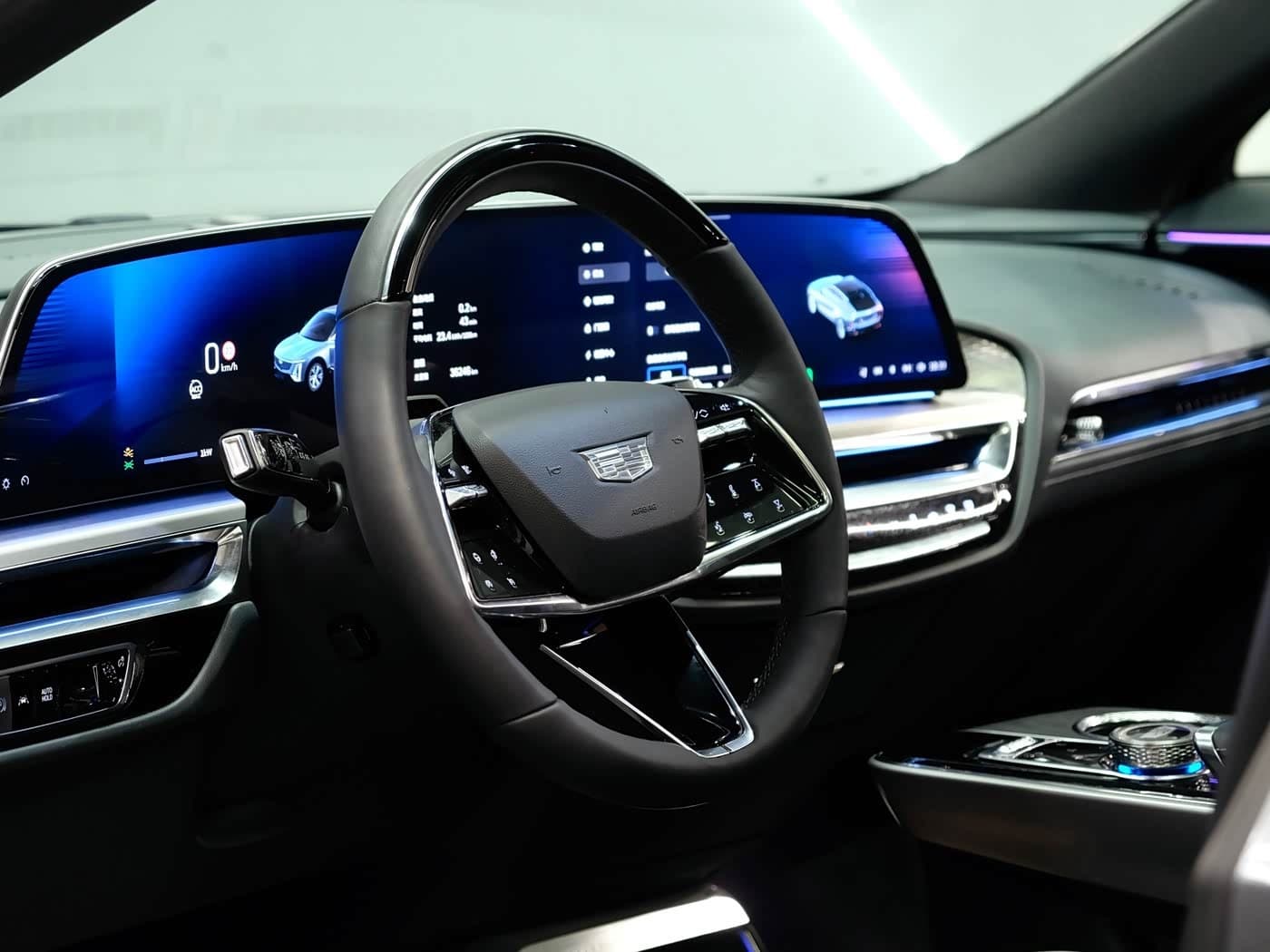 2022 Cadillac IQ Rui Ge رمادي فضي, 36,000 km, China export – photo 14
