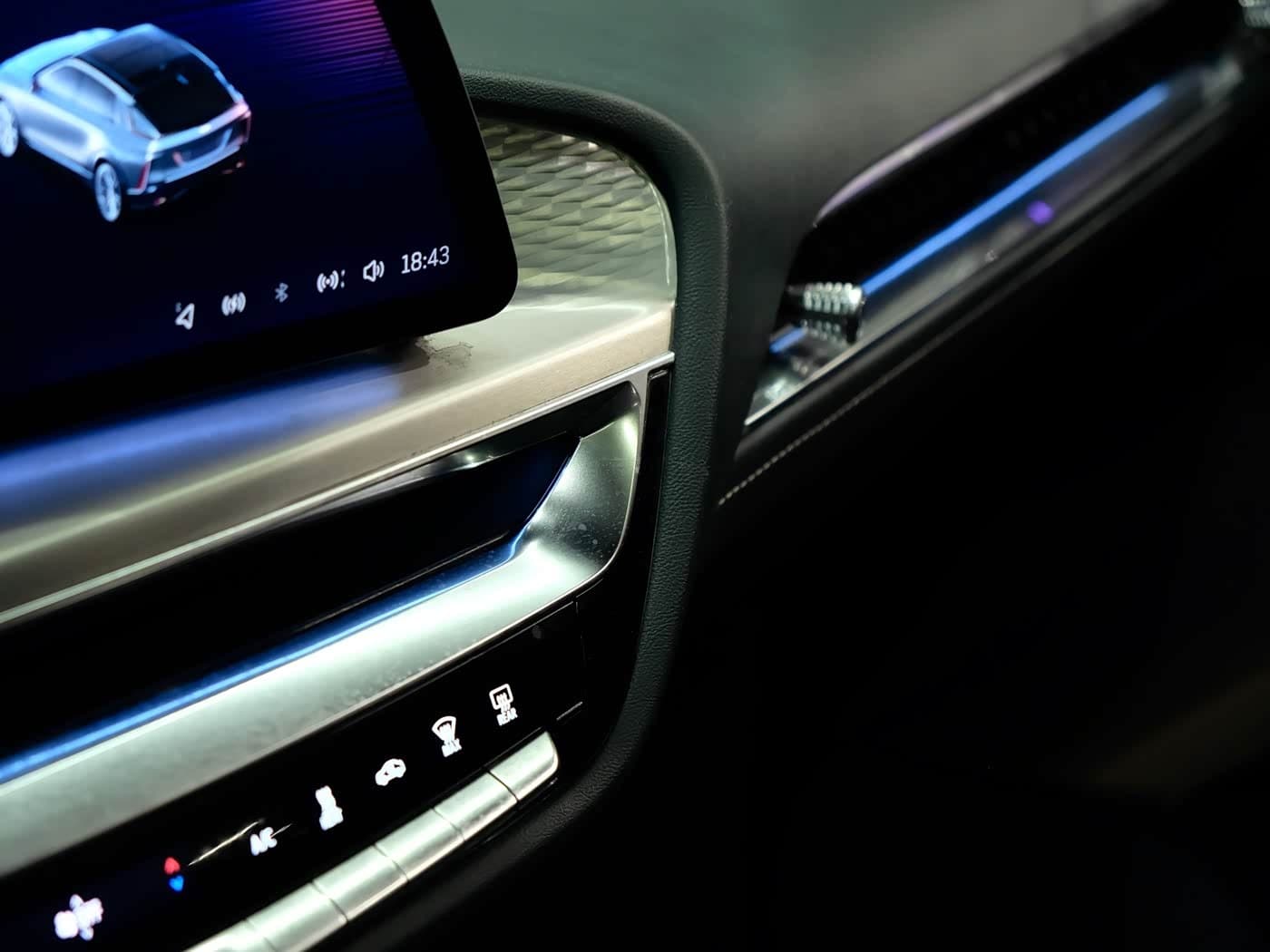 2022 Cadillac IQ Rui Ge رمادي فضي, 36,000 km, China export – photo 13