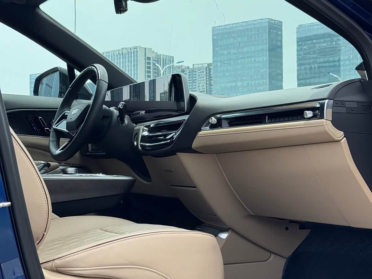 2022 Cadillac IQ Rui Ge Blue, 16,000 km, China export – photo 11