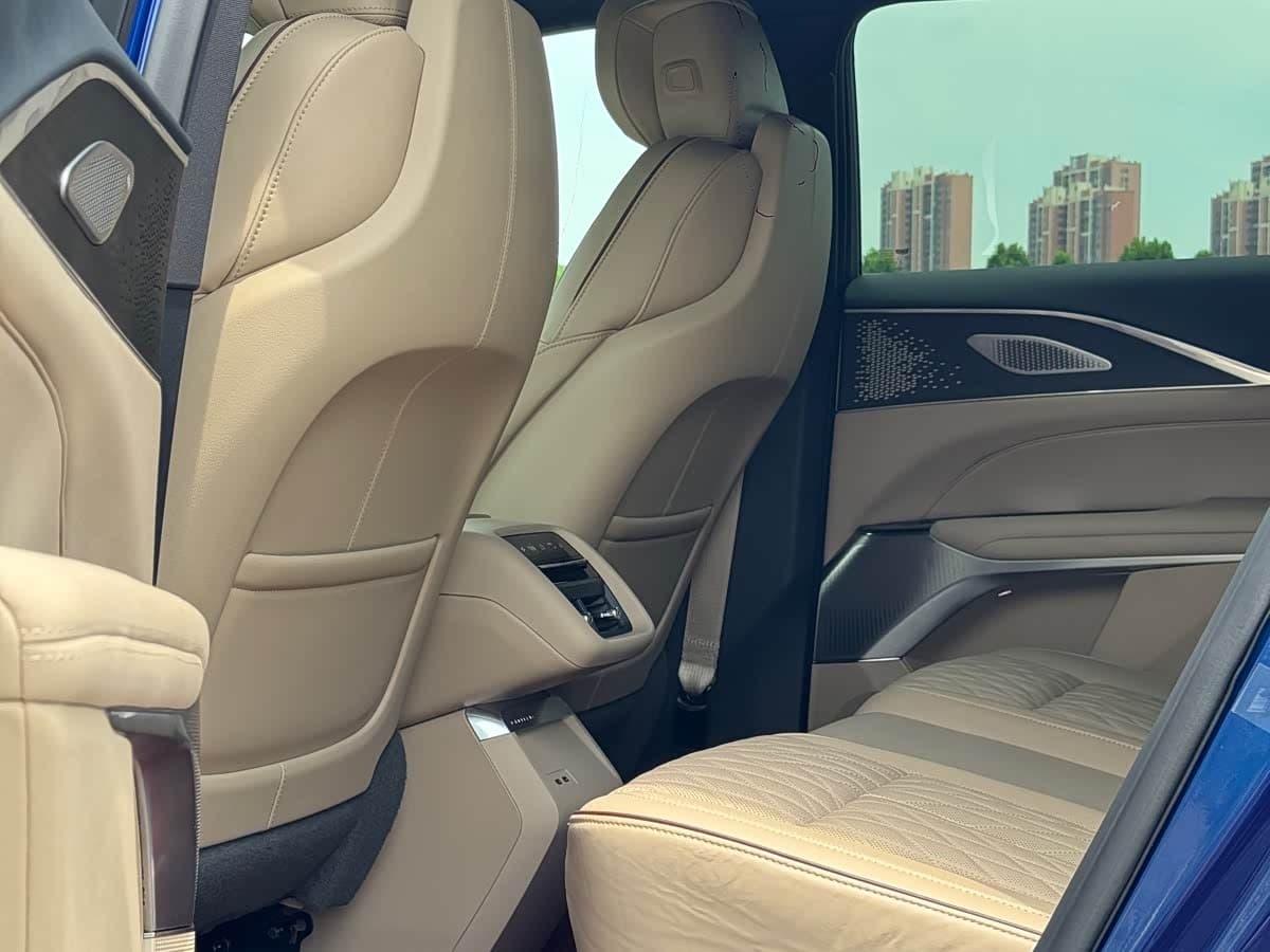 2022 Cadillac IQ Rui Ge Blue, 16,000 km, China export – photo 9