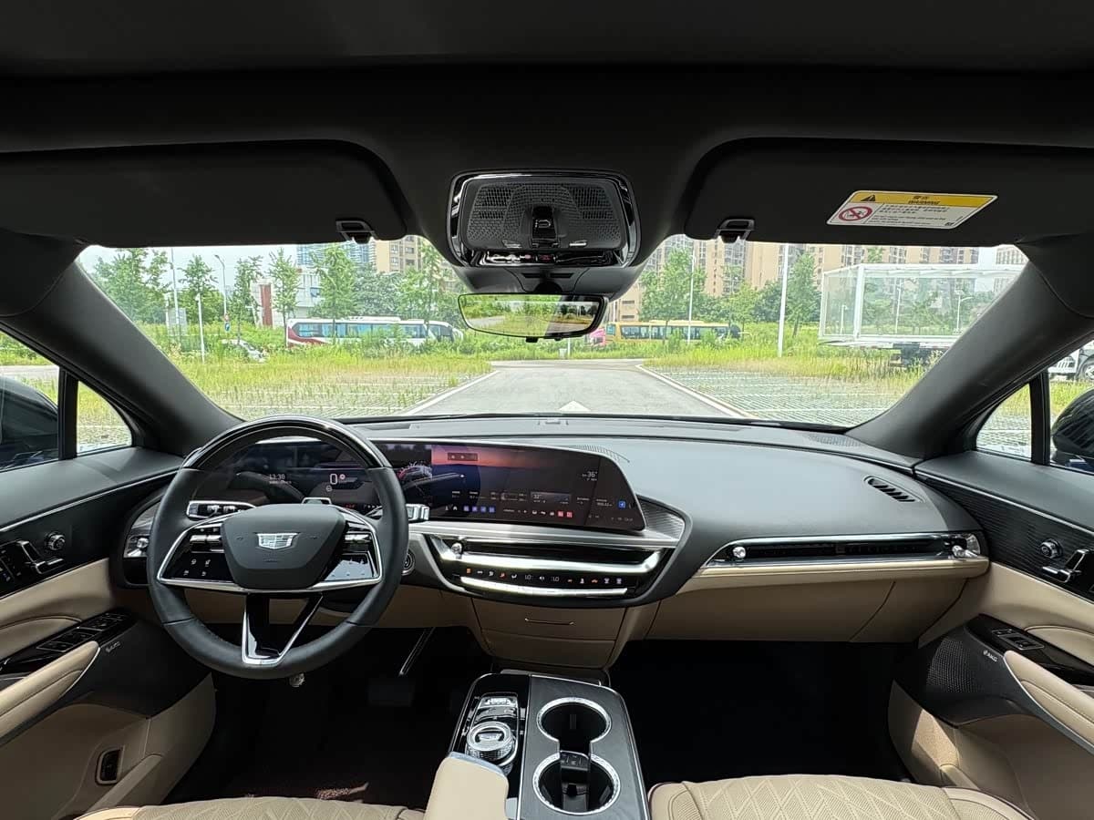 2022 Cadillac IQ Rui Ge Blue, 16,000 km, China export – photo 7
