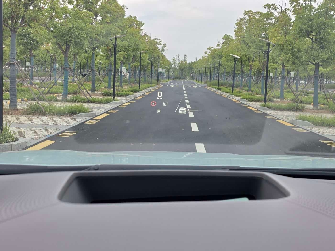 2024 Cadillac IQ Ao Ge Blue, 57,000 km, China export – photo 14