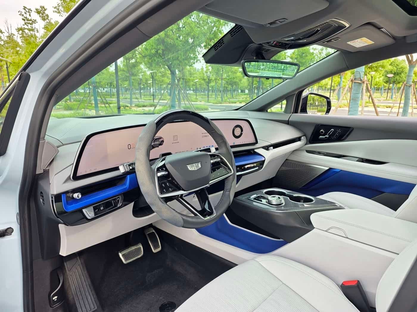 2024 Cadillac IQ Ao Ge Blue, 57,000 km, China export – photo 13