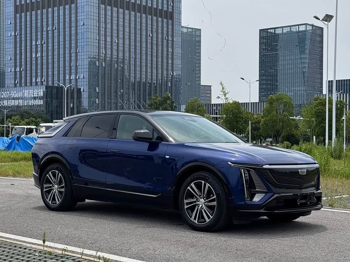 2022 Cadillac IQ Rui Ge Blue, 16,000 km, China export – photo 3
