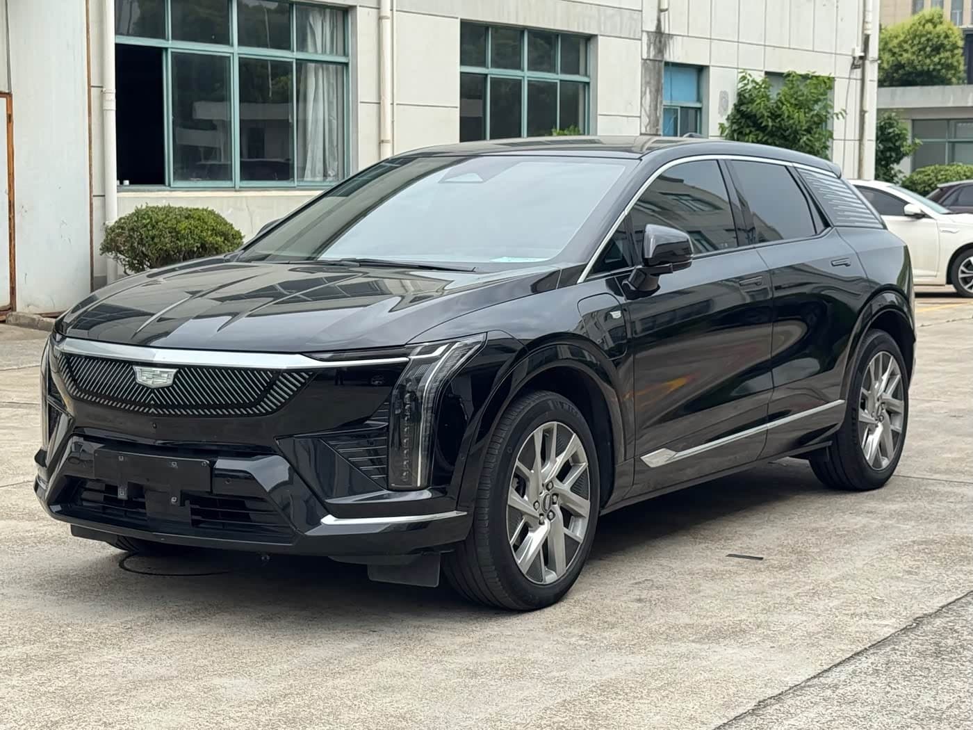 2024 Cadillac IQ Ao Ge Black, 30,000 km, China export – photo 1