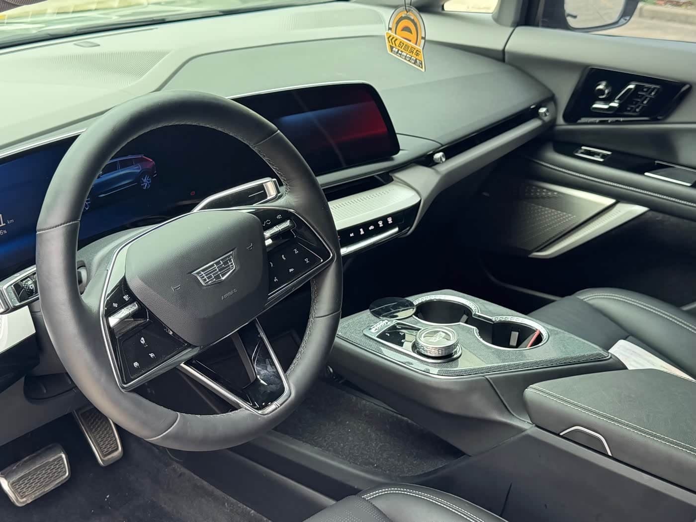 2024 Cadillac IQ Ao Ge Black, 30,000 km, China export – photo 4