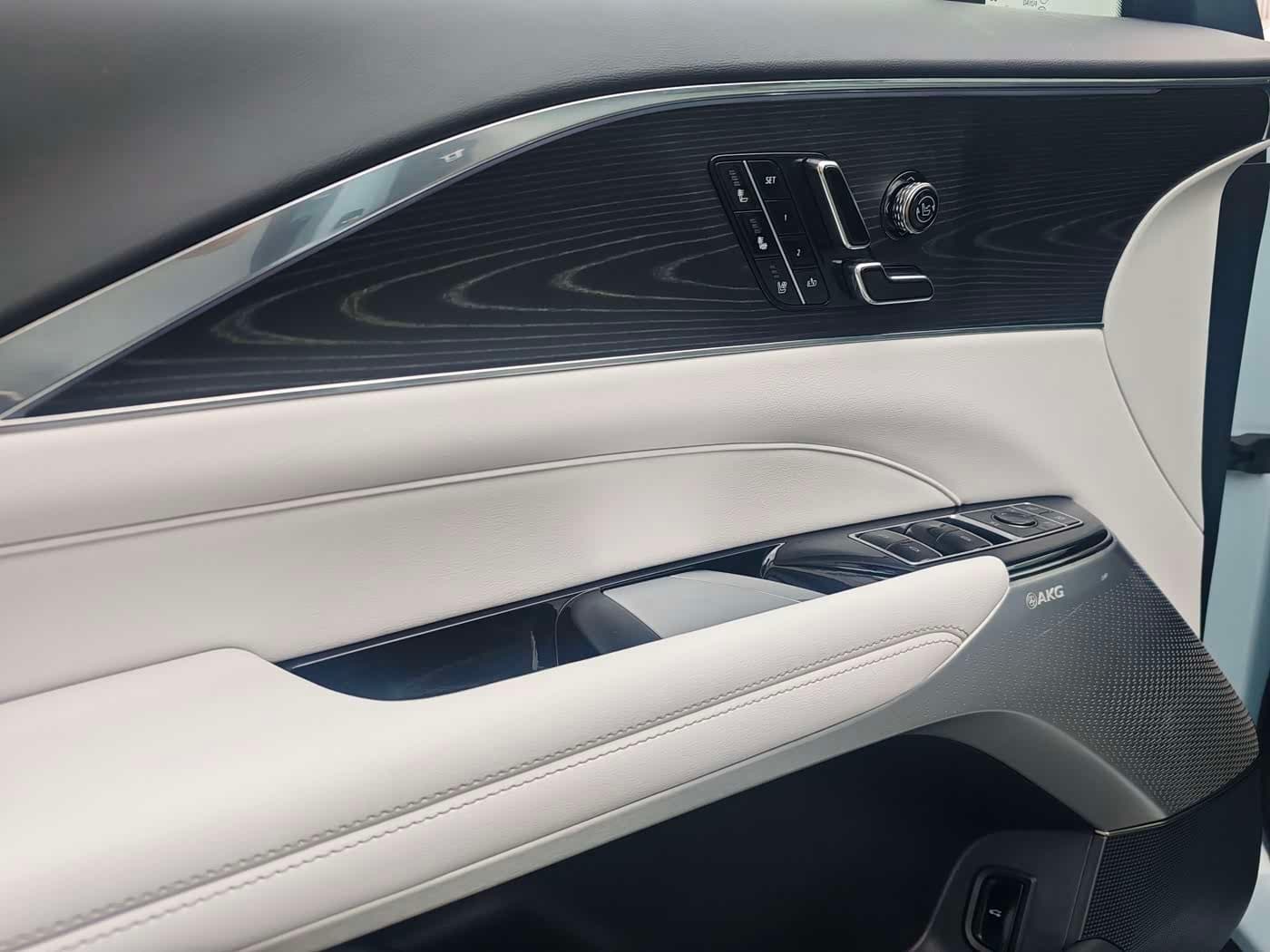 2023 Cadillac IQ Rui Ge Blue, 200 km, China export – photo 11