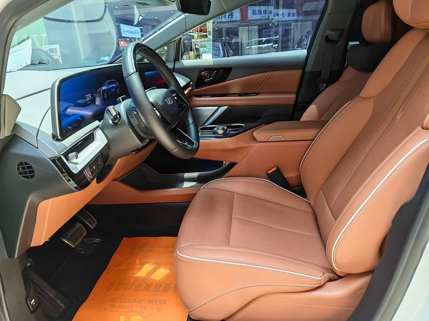2024 Cadillac IQ Ao Ge White, 31,000 km, China export – photo 9