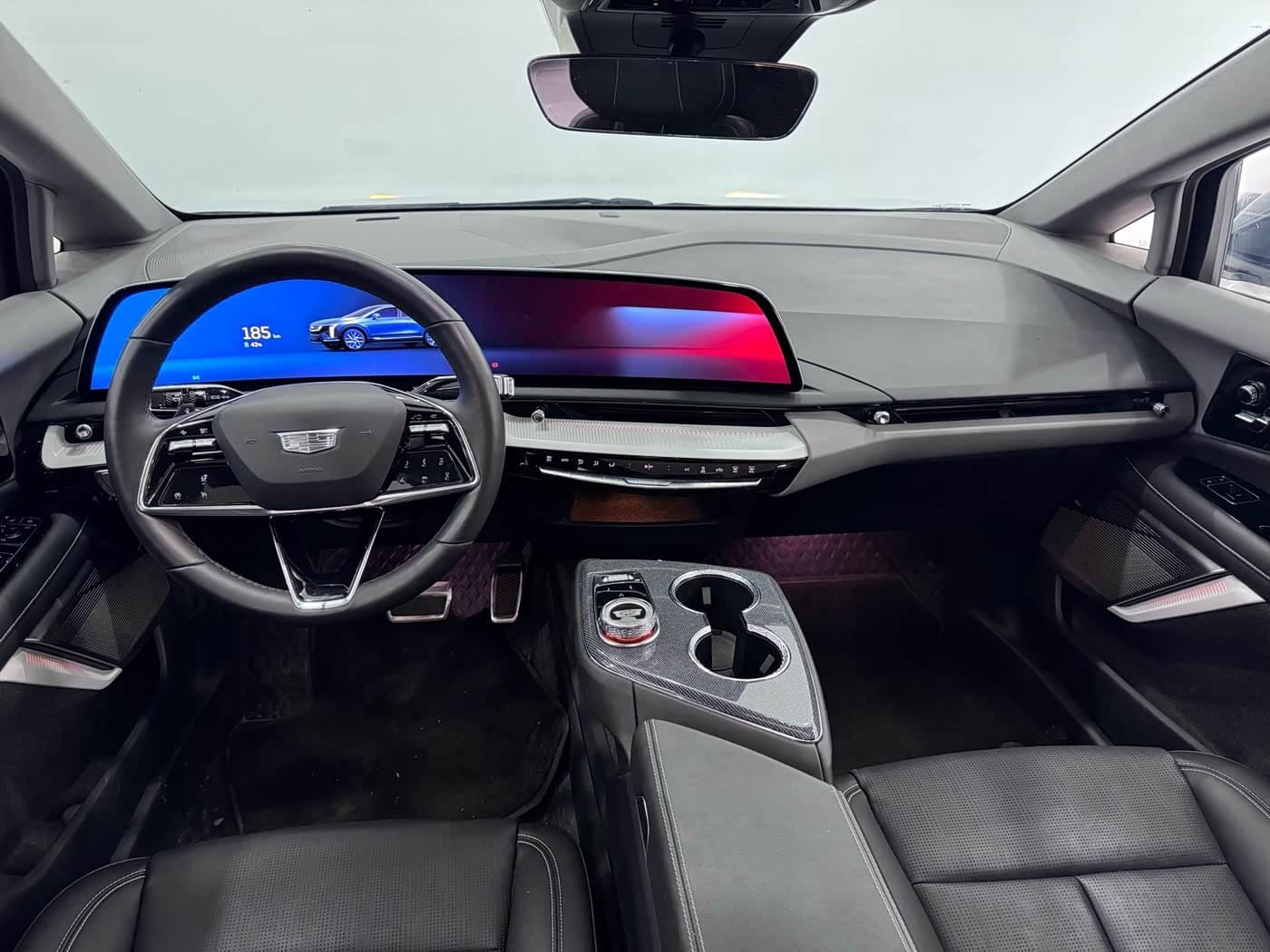 2024 Cadillac IQ Ao Ge White, 49,000 km, China export – photo 3