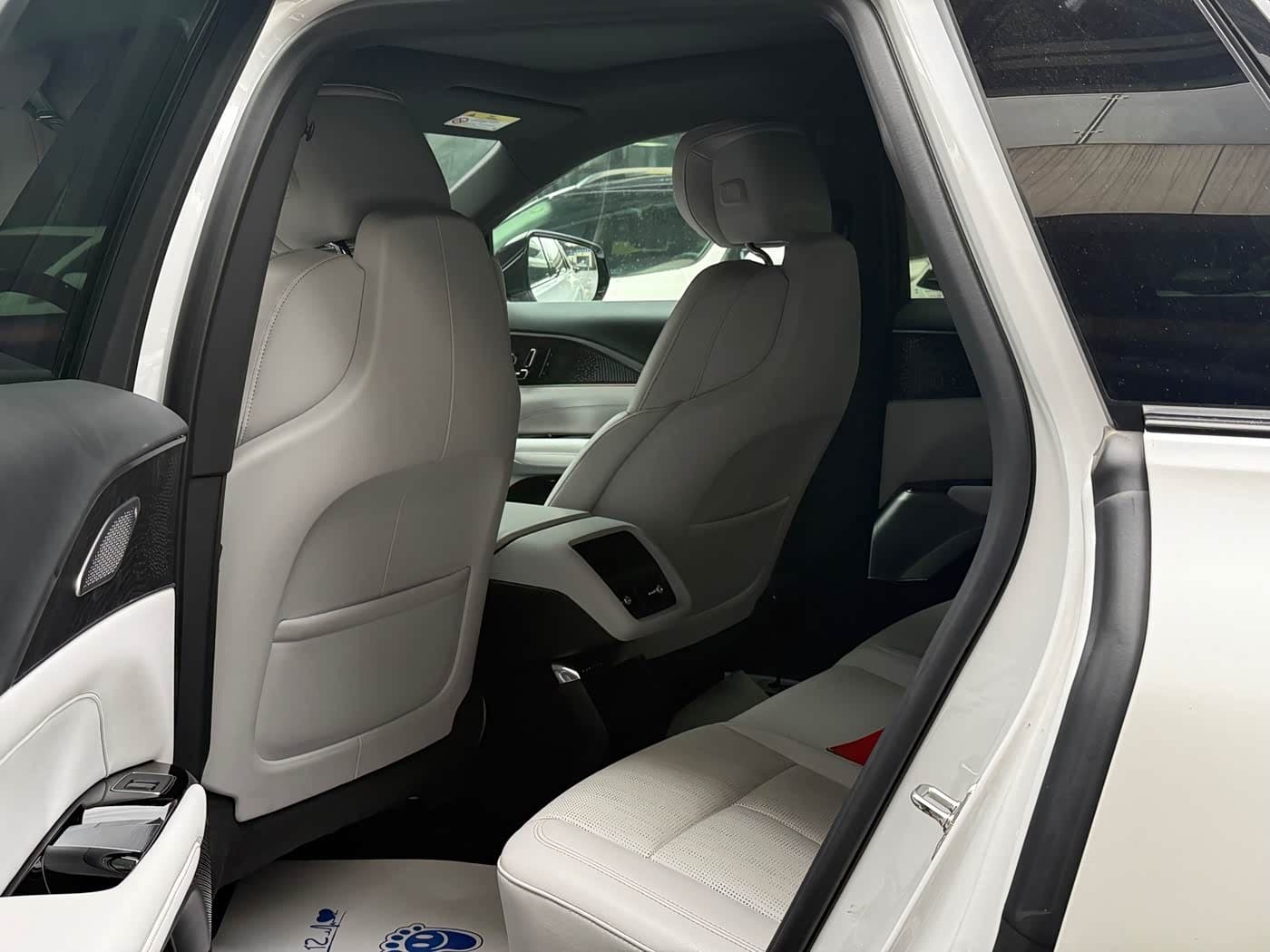 2022 Cadillac IQ Rui Ge White, 22,000 km, China export – photo 5