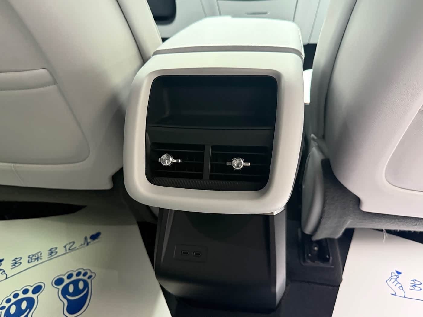 2022 Cadillac IQ Rui Ge White, 22,000 km, China export – photo 20