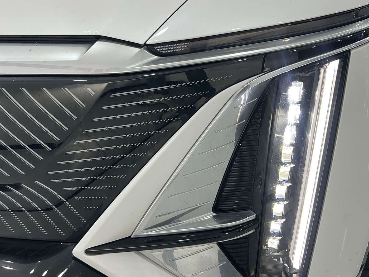 2022 Cadillac IQ Rui Ge White, 36,000 km, China export – photo 6
