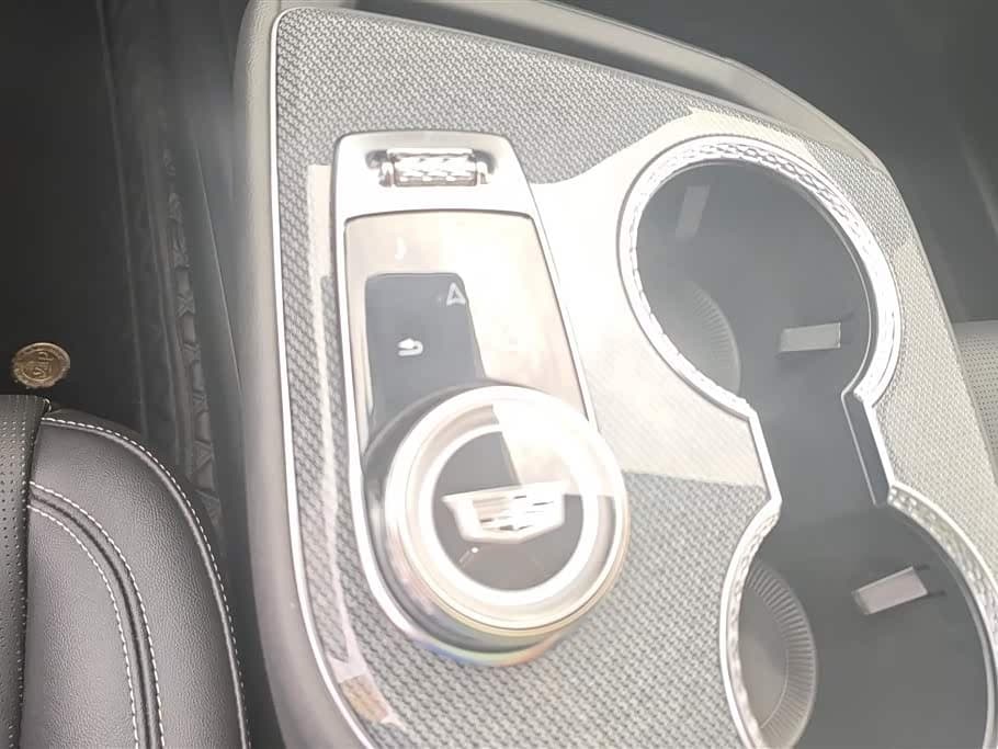 2024 Cadillac IQ Ao Ge Black, 31,000 km, China export – photo 16