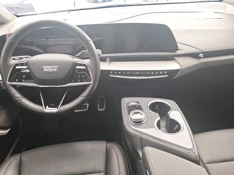 2024 Cadillac IQ Ao Ge Black, 31,000 km, China export – photo 12