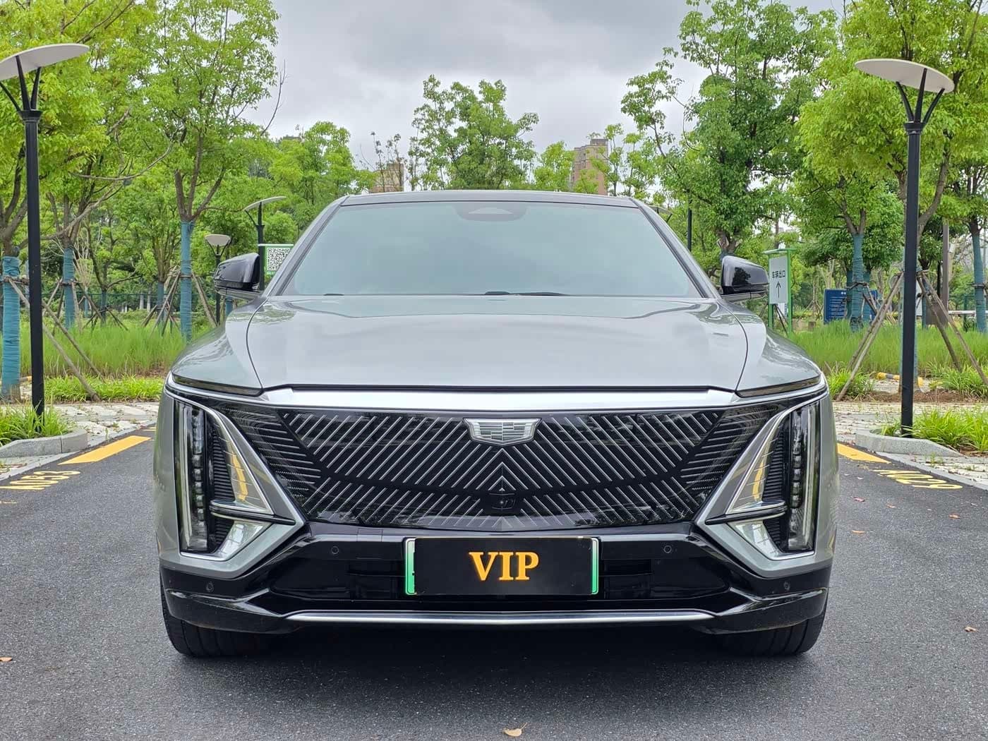 2022 Cadillac IQ Rui Ge Silbergrau, 179,800 km, China export – photo 2