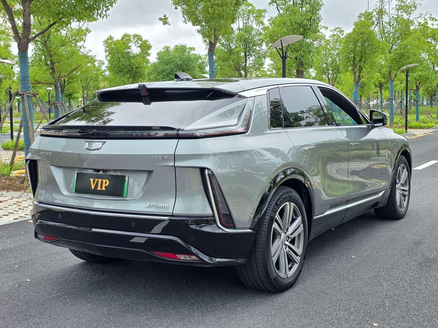 2022 Cadillac IQ Rui Ge Silbergrau, 179,800 km, China export – photo 4